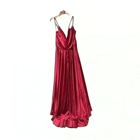 NEW La Femme Wine Red Sleeveless V-Neck High Leg Slit A-Line Gown size 14 - Picture 5 of 9